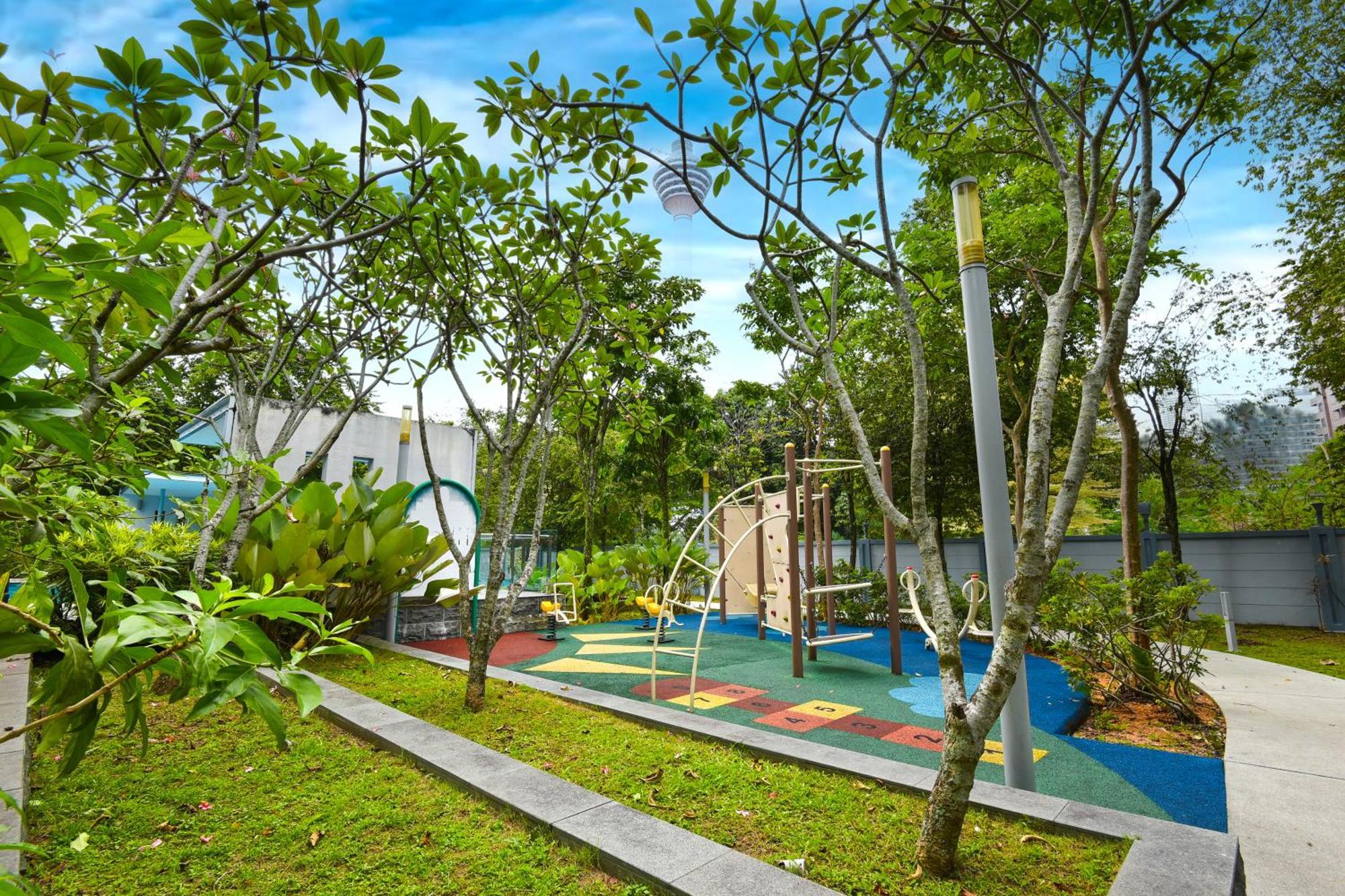 Sunday Hotel Near Petronas Twin Tower Formerly Suasana Suites Kuala Lumpur Exterior photo