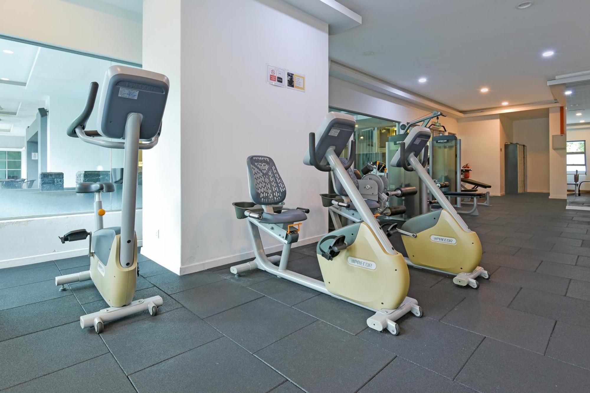 Sunday Hotel Near Petronas Twin Tower Formerly Suasana Suites Kuala Lumpur Exterior photo