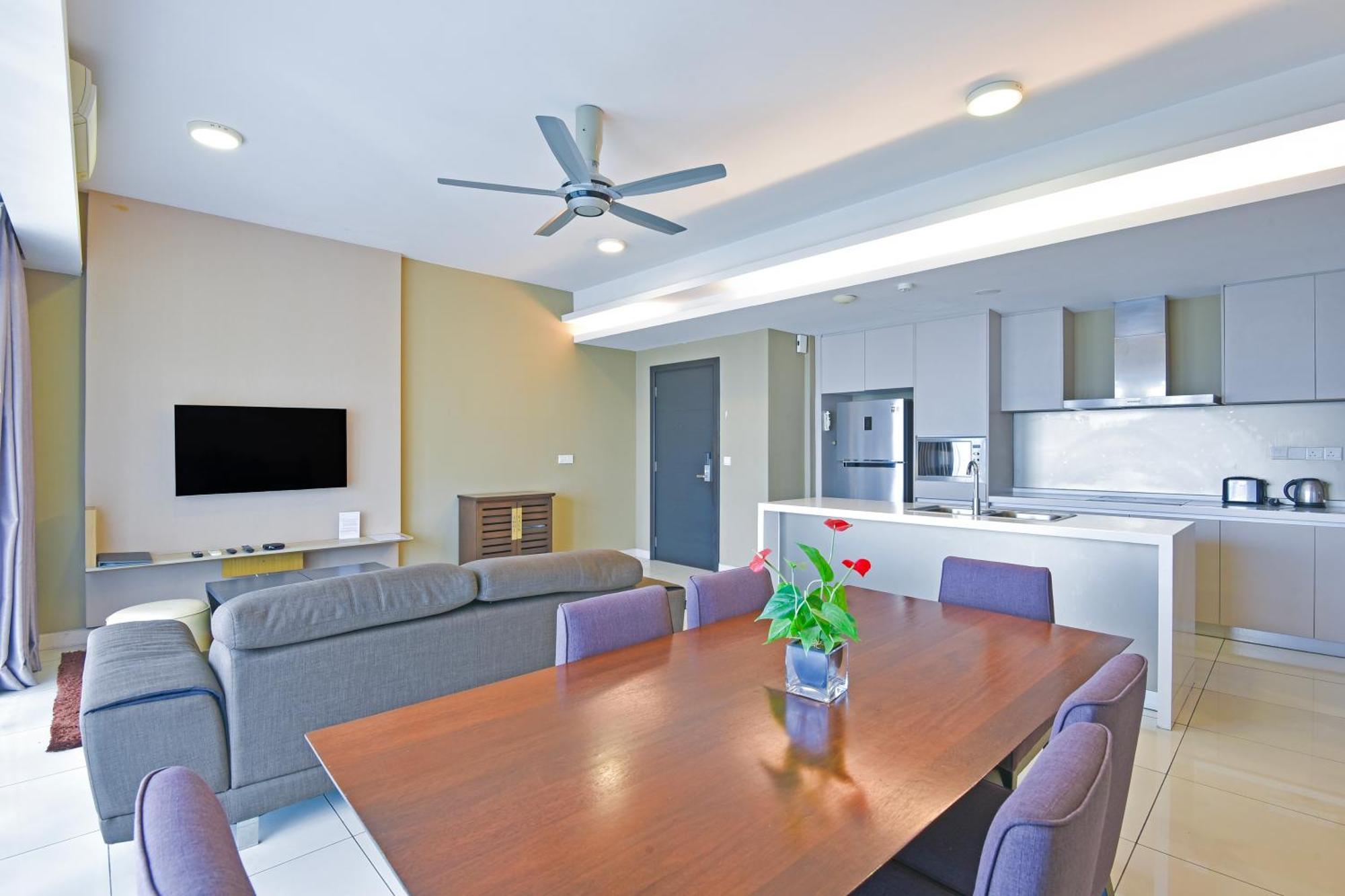 Sunday Hotel Near Petronas Twin Tower Formerly Suasana Suites Kuala Lumpur Exterior photo