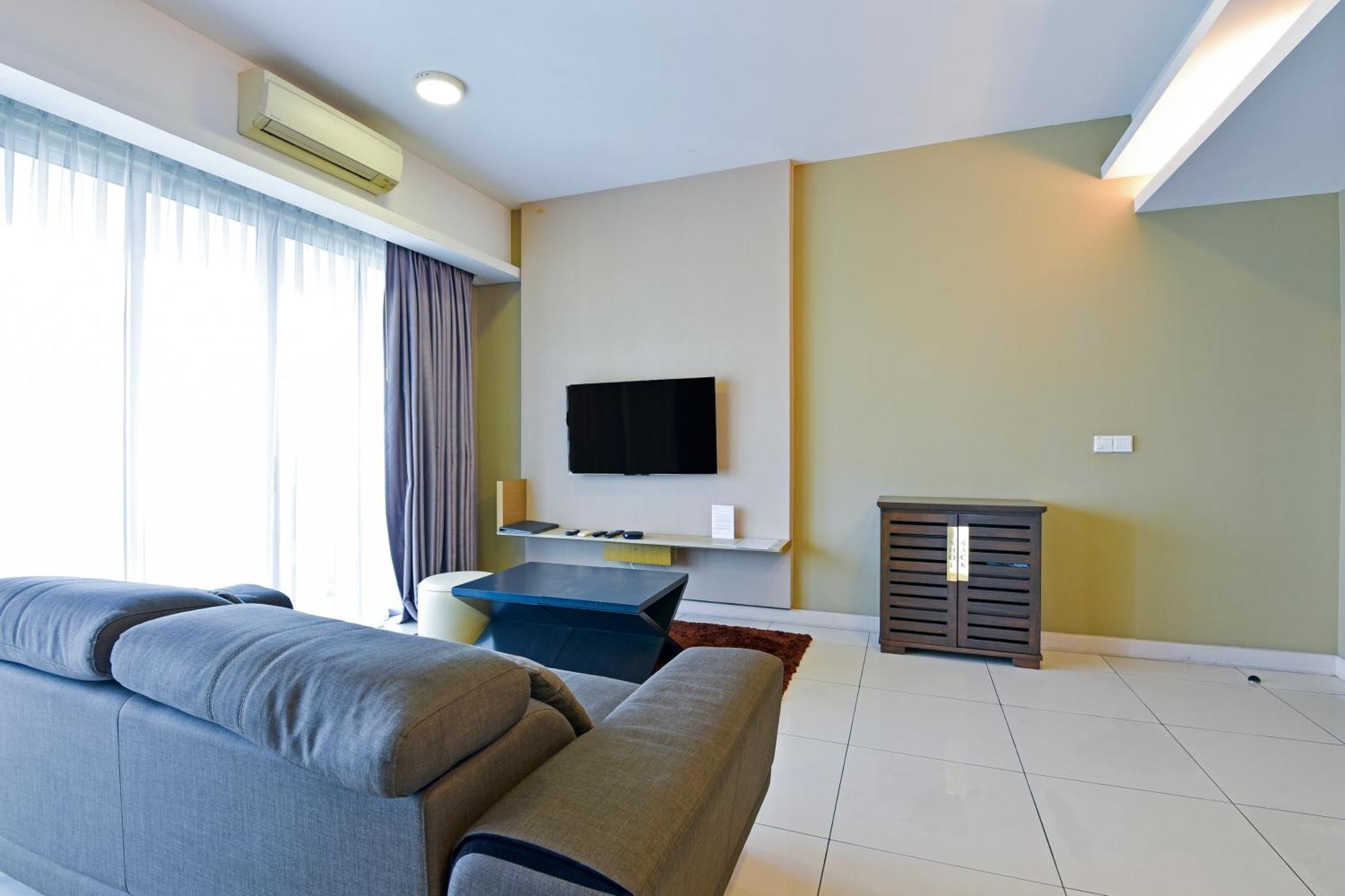 Sunday Hotel Near Petronas Twin Tower Formerly Suasana Suites Kuala Lumpur Exterior photo